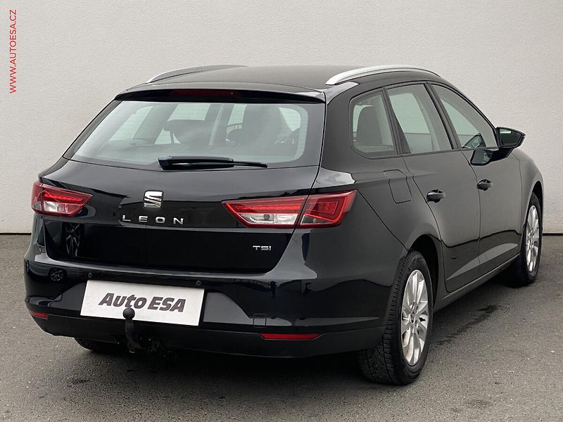 Seat Leon (2015) 1.2 TSi, Style, LED, TZ - fotka 4 z 16