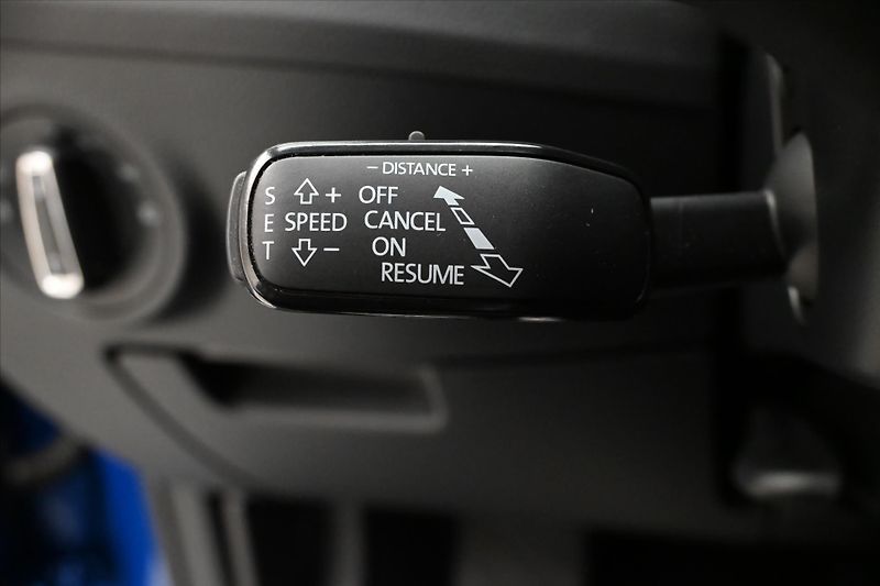 Škoda Superb 2,0 TDI 110 kW DSG Style Záruk - fotka 23 z 31
