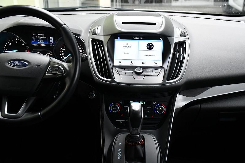 Ford Kuga 2,0TDCi AUT. A/C ČR TAŽNÉ - fotka 7 z 39