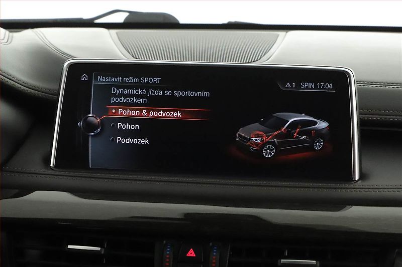 BMW X6 (2016) M Paket xDrive40d - fotka 15 z 21