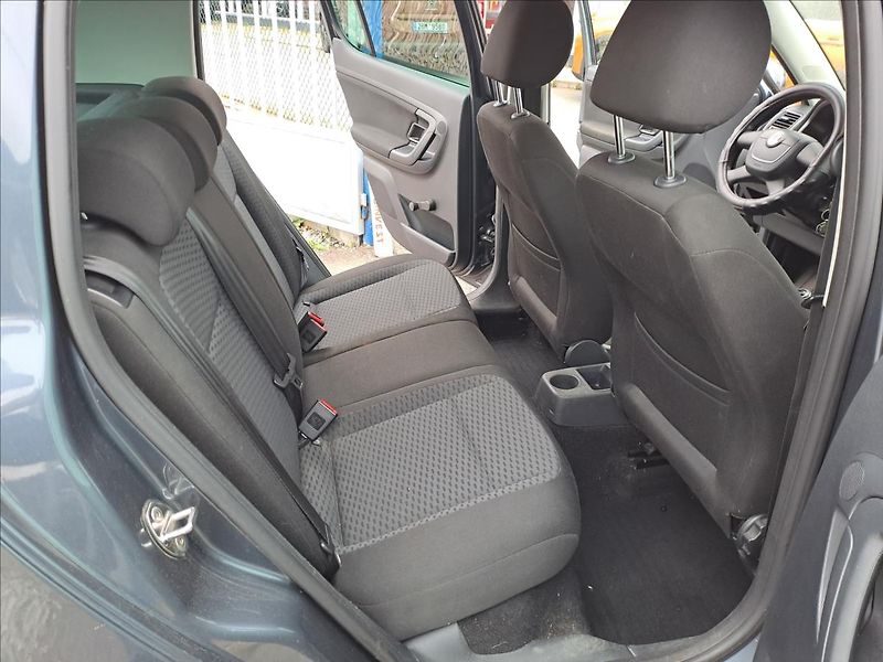 Škoda Fabia 1,2 i KLIMA - fotka 7 z 14