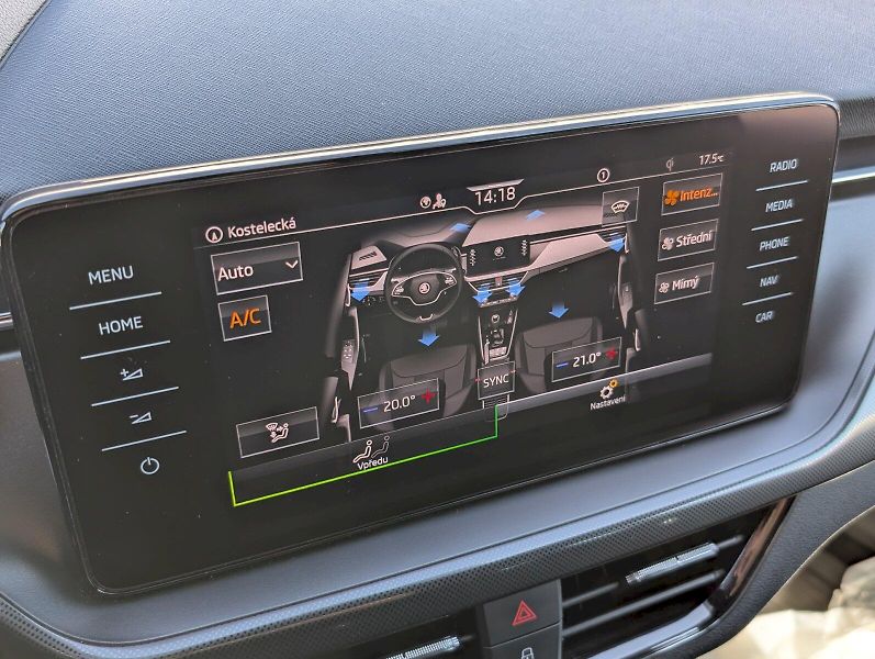 Škoda Scala (2021) 1,5 TSI / 110 kW DSG Style Ext - fotka 21 z 30