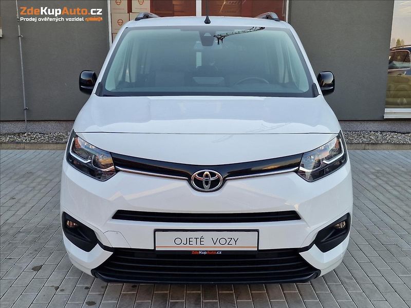 Toyota ProAce City 1.5 D-4D 130k L1 Family - fotka 4 z 49