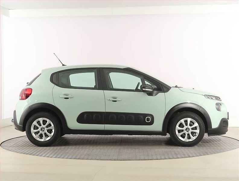 Citroën C3 (2019) 1.2 PureTech, Tempomat - fotka 6 z 20