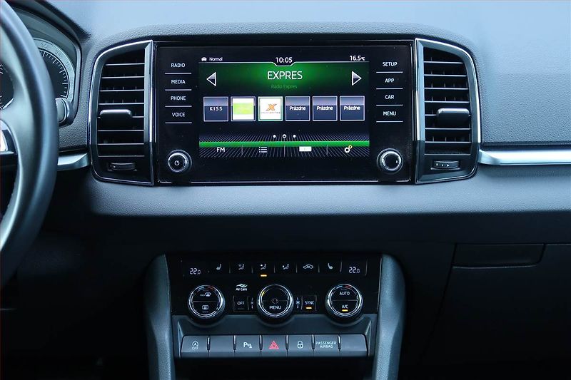 Škoda Karoq (2019) Style 1.5 TSI - fotka 12 z 24