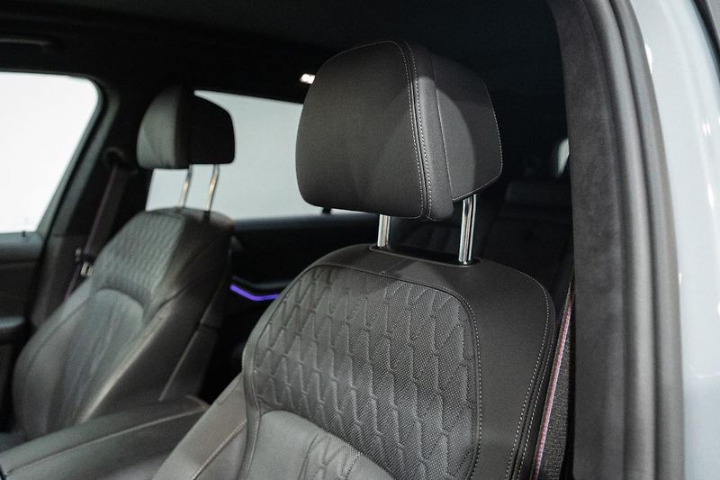 BMW X7 xDrive40i M Sport 280 kW - fotka 32 z 47