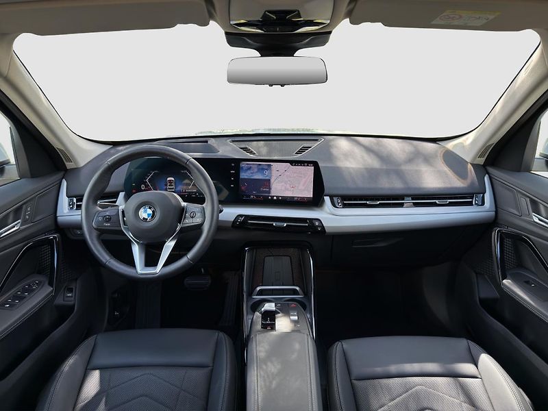 BMW X1 sDrive20i - fotka 4 z 20