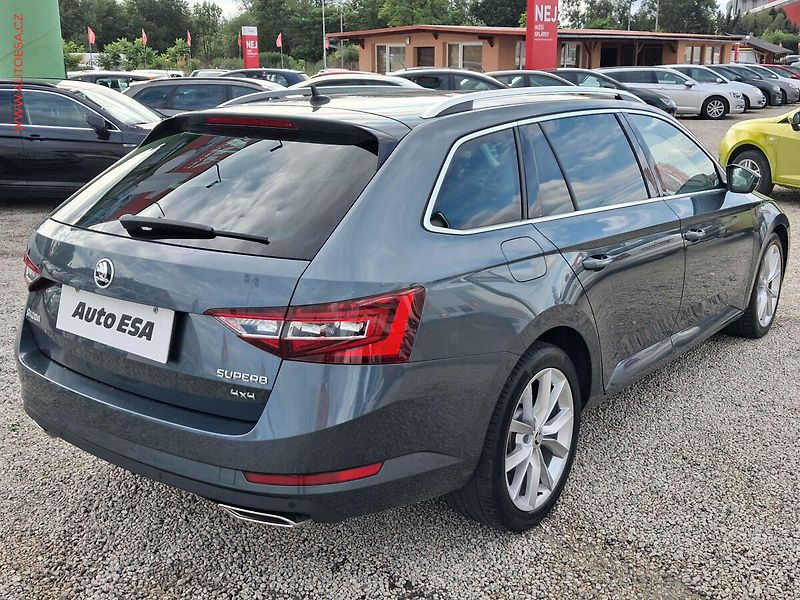 Škoda Superb (2019) 2.0 TSi 4x4, Style, DSG, - fotka 4 z 27