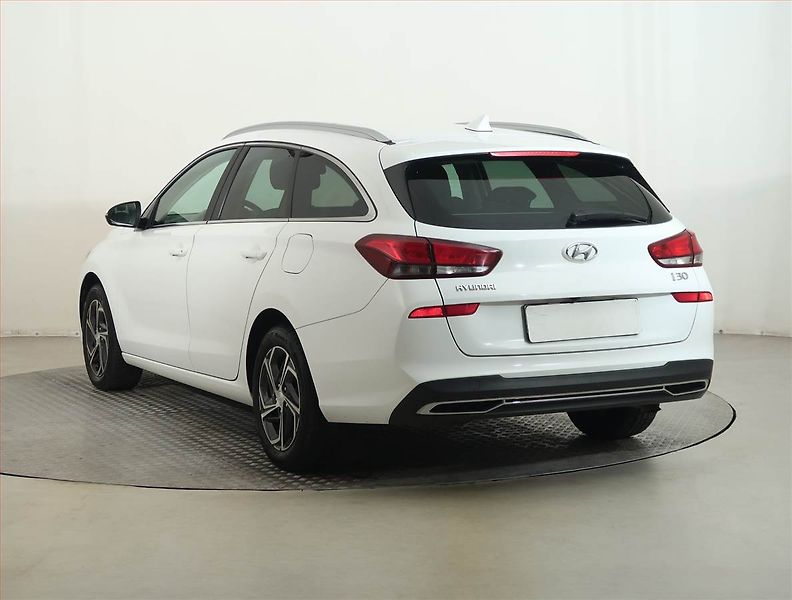 Hyundai i30 (2021) 1.6 CRDi, ČR,1.maj, Tempomat - fotka 4 z 14
