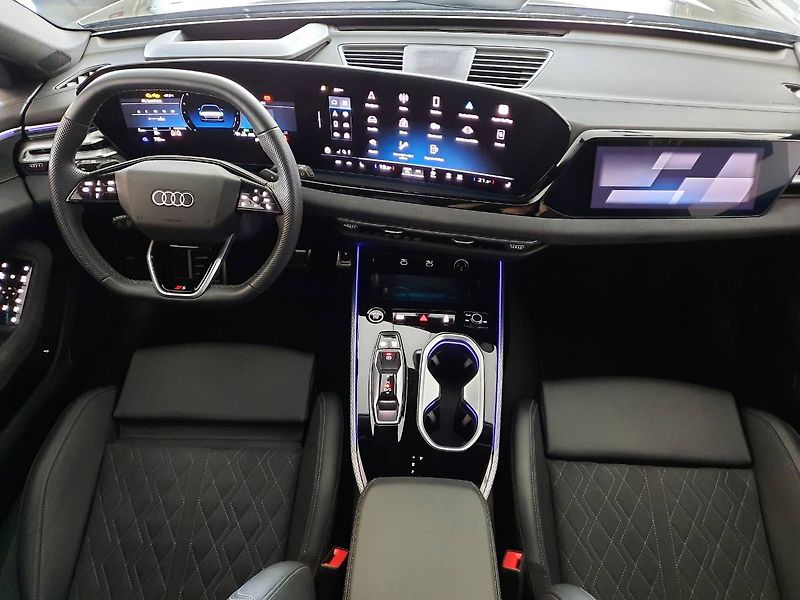 Audi A6 (2025) Avant 3.0 TFSI quattro (270kW/ - fotka 5 z 30