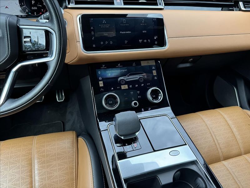 Land Rover Range Rover Velar 3,0 P400 R-Dynamic HSE ČR DPH - fotka 18 z 36