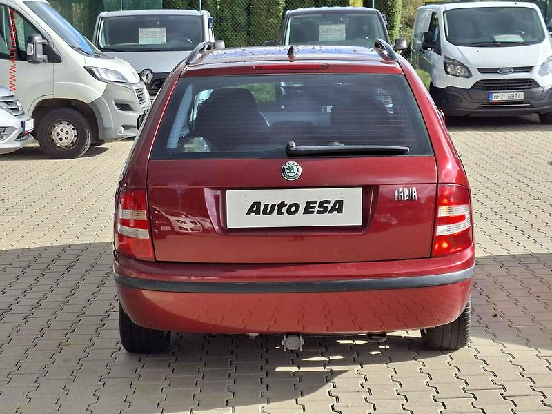 Škoda Fabia (2004) 1.4 TDi, ČR, AC, výhřev sed - fotka 5 z 17