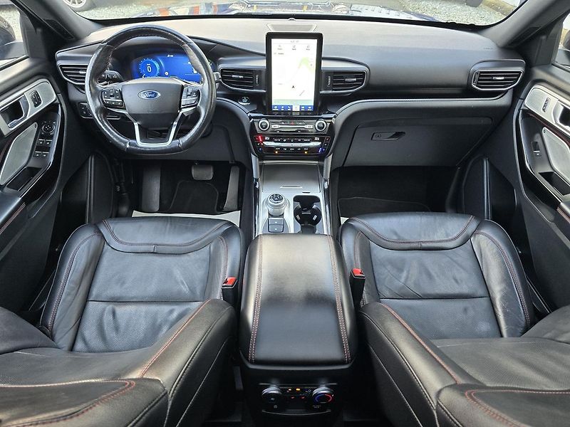 Ford Explorer V6 336kW PHEV AWD ST-Line - fotka 7 z 45