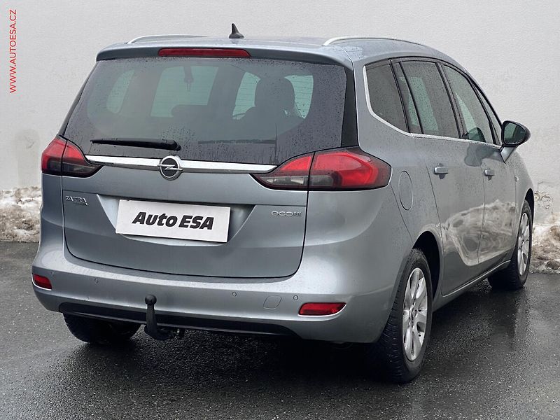 Opel Zafira (2014) 1.6 CDTi, Innovation, TZ - fotka 4 z 19
