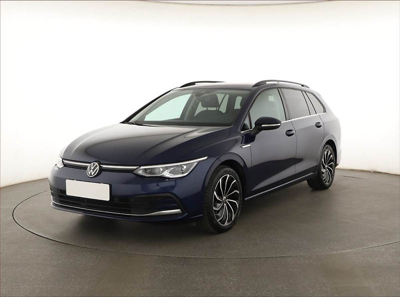 Volkswagen Golf (2023) Style 1.5 TSI - fotka 2 z 18