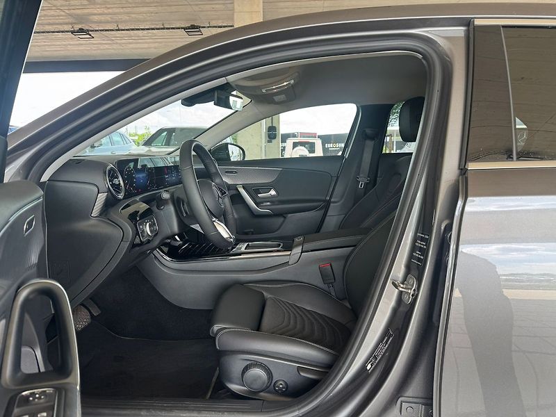 Mercedes-Benz Třídy A 200 - fotka 11 z 20