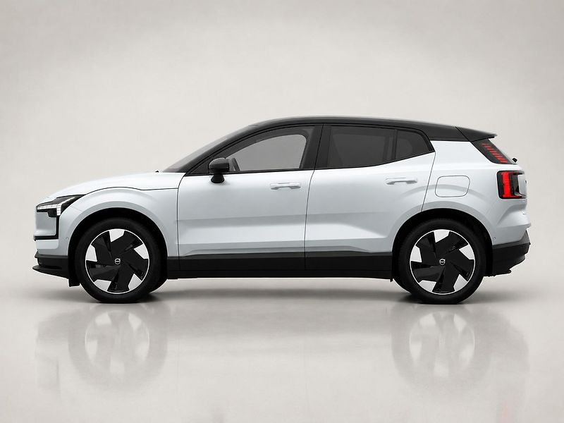 Volvo EX30 (2026) P8 AWD ULTRA - fotka 5 z 15