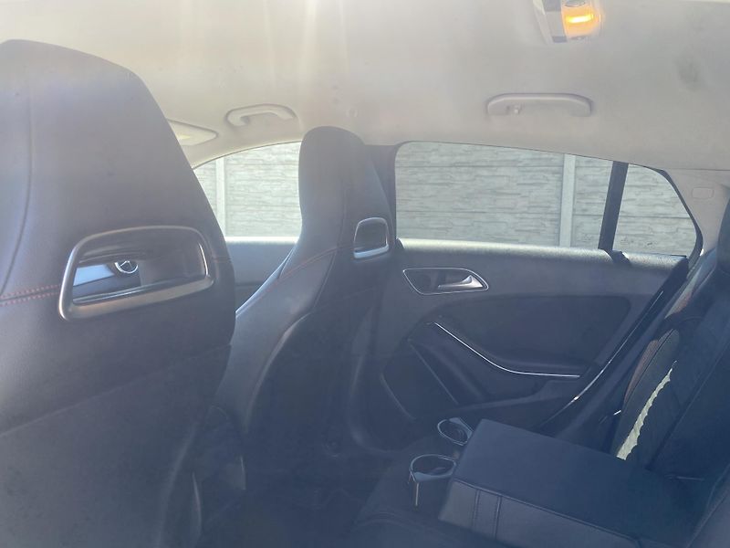 Mercedes-Benz CLA 220D 170PS AMG SERVIS MB - fotka 109 z 160