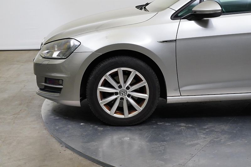 Volkswagen Golf - fotka 10 z 23