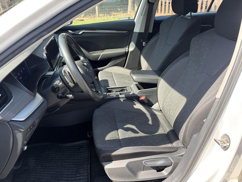 Škoda Octavia (2023) 2.0 Tdi 85kw Dsg Style Combi   - fotka 8 z 36