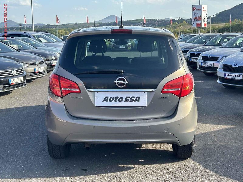 Opel Meriva (2011) 1.7CDTI, 2.maj, AT - fotka 5 z 17