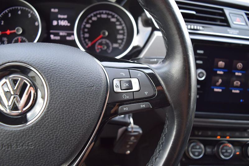Volkswagen Touran (2017) 1.4TSI 110kw CLBMT 7MÍST TAŽNÉ - fotka 29 z 41