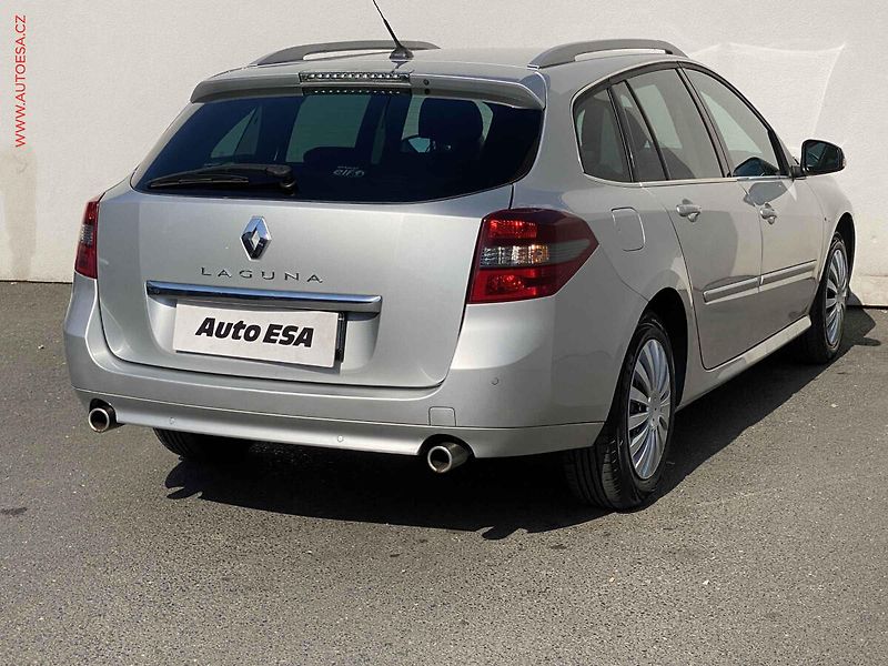 Renault Laguna (2015) 2.0dCi, Navi, park.čidla - fotka 4 z 19
