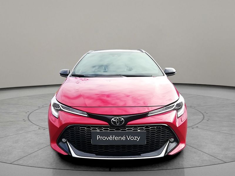 Toyota Corolla GR-Sport TS 2,0 HEV e-CVT - fotka 4 z 21
