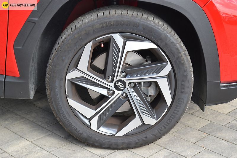 Hyundai Tucson 1.6T-GDI PREMIUM LUXURY 7DCT M - fotka 12 z 53