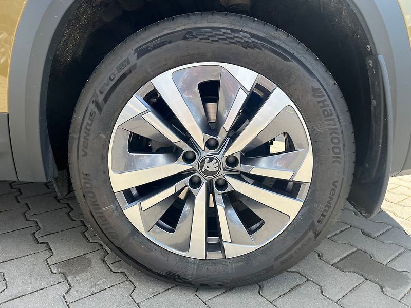 Škoda Kodiaq 2.0 TSI/150kW Excl.Selection D - fotka 4 z 32