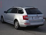 Škoda Octavia (2013) 1.6 TDi, ČR, AC, výhřev sed - náhled 6
