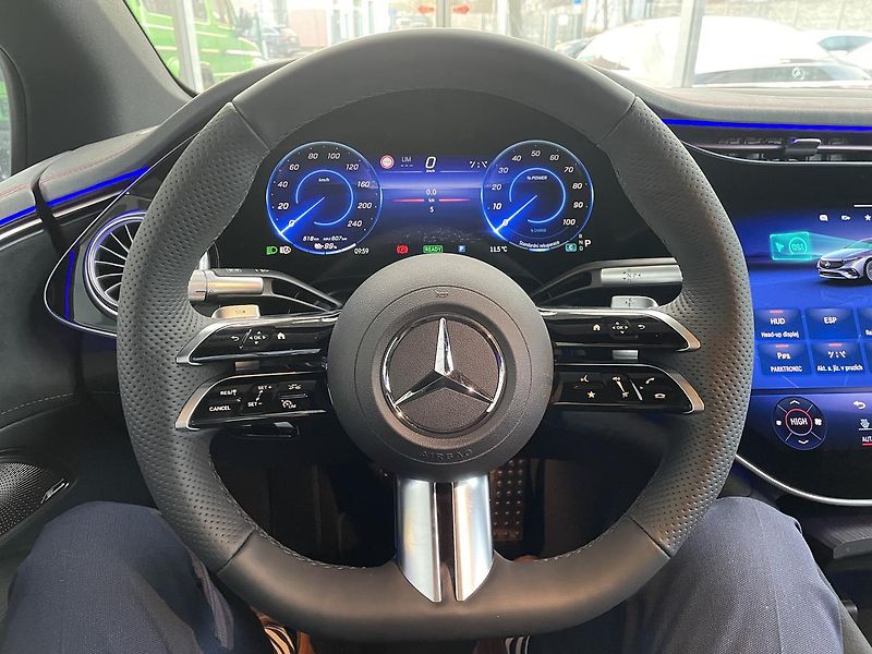 Mercedes-Benz EQS 580 4MATIC AMG linie - fotka 11 z 36