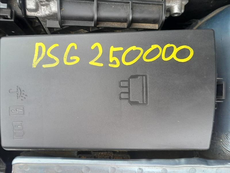 Volkswagen Passat Variant 2.0 TDI 110KW - fotka 57 z 59