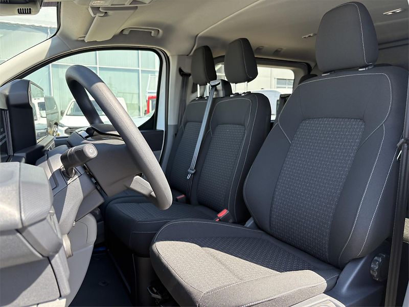 Ford Transit Custom (2025) Trend 320 L2, DCiV N1, 2.0 Eco - fotka 10 z 16