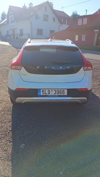 Volvo V40 (2017) Cross Country, nez. topení, TZ - fotka 5 z 28