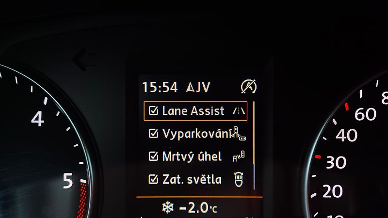 Volkswagen Sharan 2.0 TDI 135kW 4Motion HIGHLINE - fotka 35 z 50