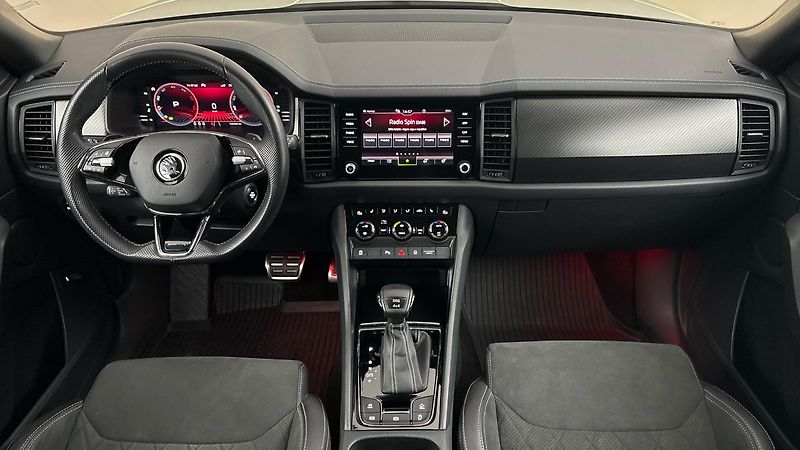 Škoda Kodiaq 2.0 TDI DSG 4x4 Sportline - fotka 8 z 30