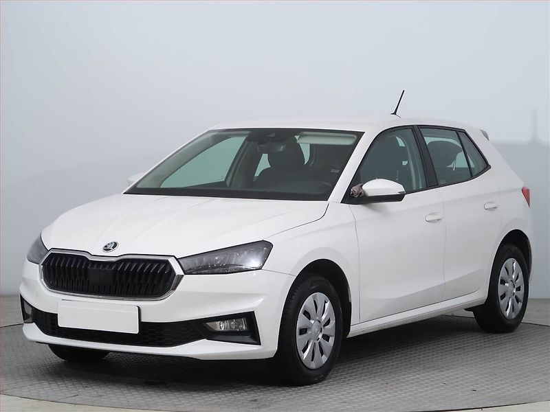 Škoda Fabia (2023) Ambition 1.0 TSI, Serv.kniha - fotka 2 z 14