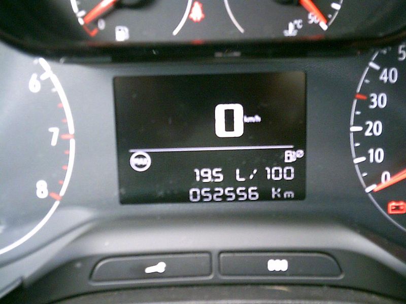 Opel Crossland (2019) X 1.2i 81 kW,KOUPRENO ČR - fotka 14 z 17