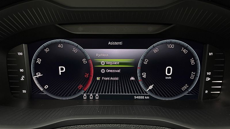 Škoda Karoq 1.5 TSI DSG Style - fotka 10 z 29