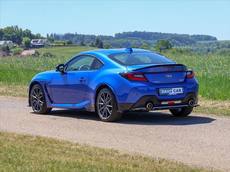 Subaru BRZ 2,4 168kW Limited Sti CZ - fotka 5 z 39