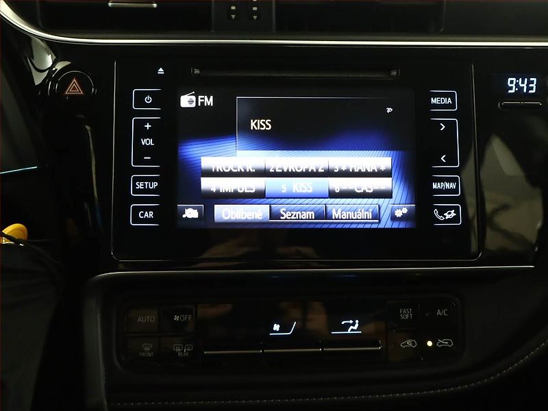 Toyota Auris (2019) 1.6 Valvematic, Serv.kniha - fotka 10 z 16