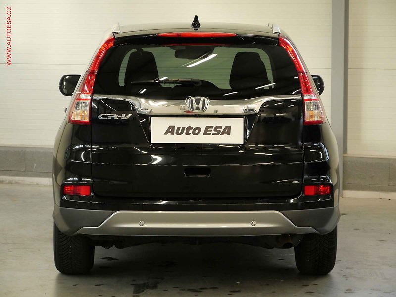Honda CR-V (2017) 2.0 i 4x4, Temp. park. kamera - fotka 5 z 23