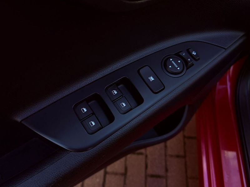 Kia Rio 1.4 Exclusive, Serviska - fotka 12 z 27