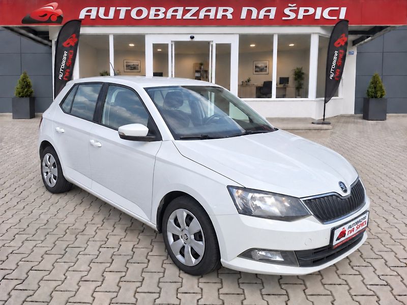 Škoda Fabia (2015) 1.2TSI 66kW -1.MAJITEL - fotka 2 z 42