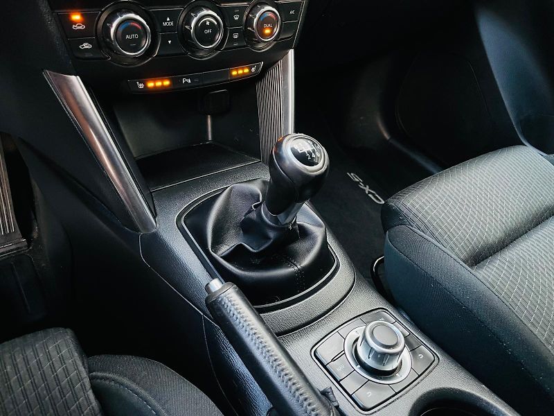 Mazda CX-5 2.0i 1.MAJITEL SERVISKA TAŽNÉ - fotka 35 z 42
