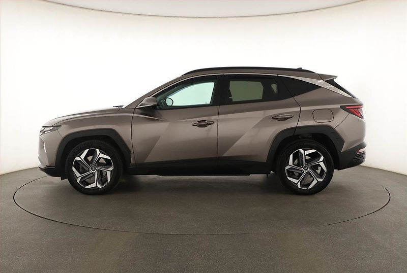 Hyundai Tucson (2021) Select 1.6 T-GDI 48V MHEV - fotka 3 z 30