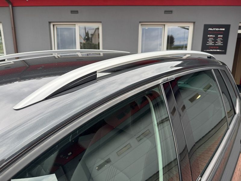 Volkswagen Golf Sportsvan (2016) 1.4TSi R-Line DSG Xenony Navi - fotka 46 z 48