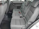 Volkswagen Touran (2011) 1.6TDi, ČR, autoAC - náhled 10