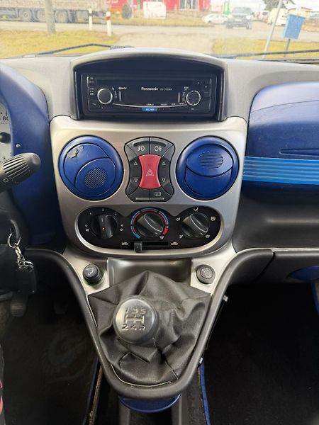 Fiat Dobló (2002) 1.6i 76kW, Tažné, Nová STK - fotka 17 z 19